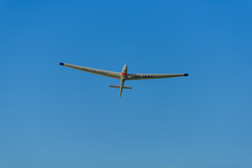 Fototapeta na wymiar Sailplane during take off from a skylauncher