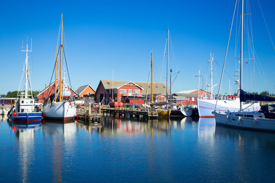 Fototapeta harbor with fishing boats at the north of Denmark