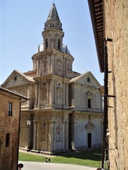 Fototapeta na wymiar Kirche in Italien