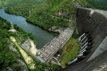 Fotobehang Dam de krachtcentrale op bhumibol dam