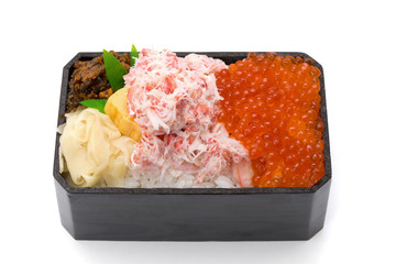 カニ・イクラ丼