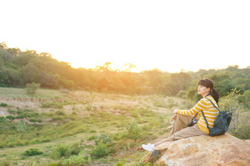 Naklejka premium Traveler girl