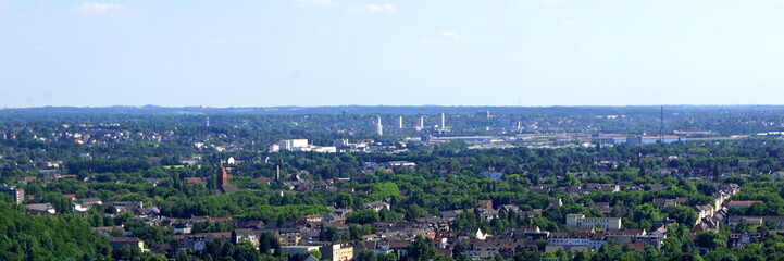 OBERHAUSEN mit Blick Richtung Mülheim/Ruhr