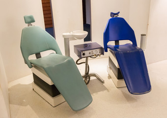 Old dentist chair