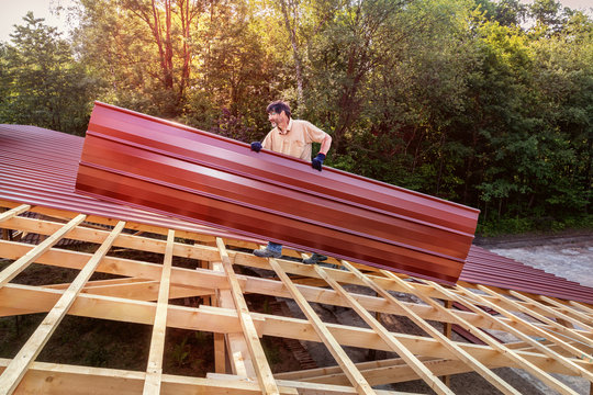 Mounting Profiled Sheeting