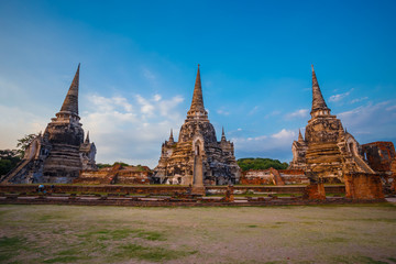 Fototapeta premium Wat Phra Si Sanphet temple in Ayutthaya Historical Park, a UNESCO world heritage site, Thailand