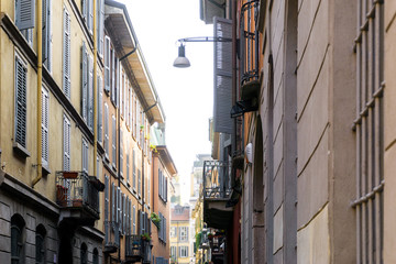 Fototapeta na wymiar Traditional antique city building in Milan