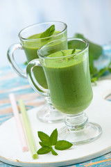 Spinach smoothie  with mint.