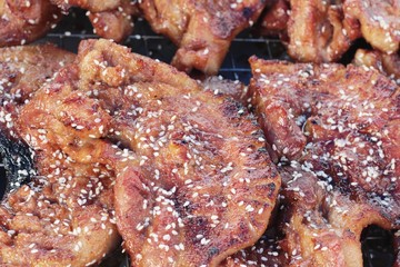 roasted pork is delicious in the market.