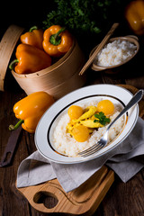 chicken in a curry cream sauce