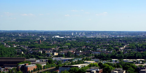 OBERHAUSEN mit Blick Richtung Mülheim/Ruhr