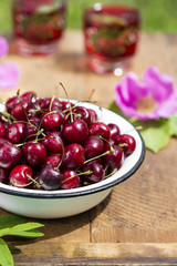 Fresh cherries in bowl