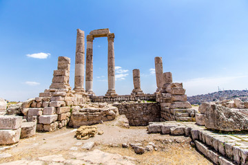 Fototapeta na wymiar The Temple of Hercules in Amman, Jordan