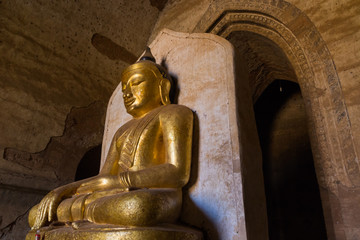 Buddha figure, Dhamayan Gyi temple, Bagan, Myanmar