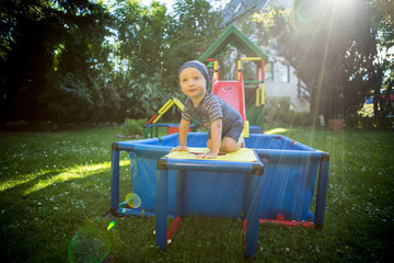 Im Sonnenschein Baden