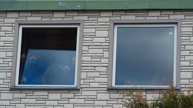 windows installation workers