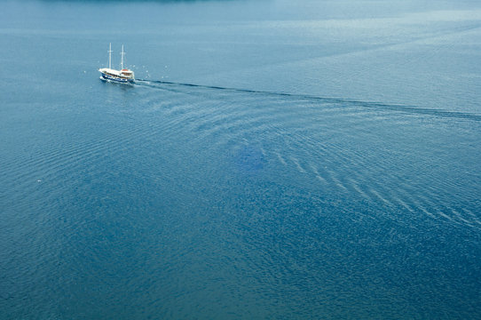 Fototapeta ship on the adriatic sea