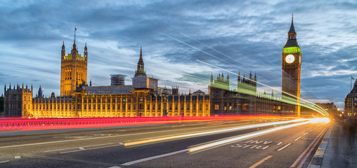 Obraz premium Palace of Westminster at night
