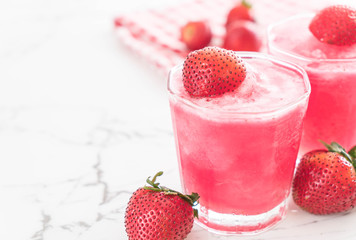 fresh strawberry smoothie