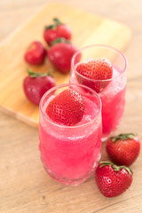fresh strawberry smoothie