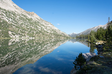 Fototapeta na wymiar Charlotte Lake in King's Canyon National Park