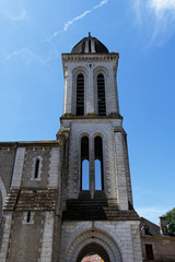 Fototapeta na wymiar Eglise Saint-Pierre-ès-Liens