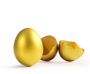 golden  easter egg isolated
