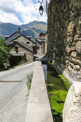 Fototapeta na wymiar Durro, typical stone village in the Catalan Pyrenees. valley of Bohí in Catalonia, Spain