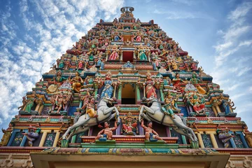 Foto op Plexiglas Tempel Sri Mahamariamman hindoe tempel in Kuala Lumpur