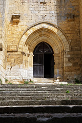 Porte entrée église 