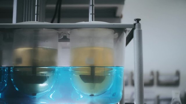 Testing of solubility pills. Dissolution of tablets