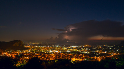 temporale in lontananza