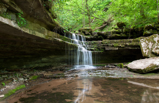 A waterfall in the Jessamine Creek Gorge in Kentucky. - Powered by Adobe