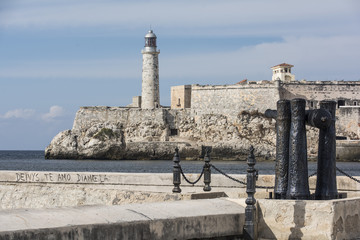 Castillo und Leuchtturm "El Morro" in Havanna.