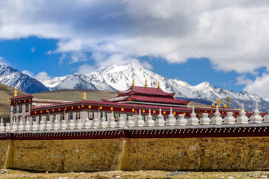 View on Gyergo monastery and Mount Yala by tagong grassland in Sichuan province 