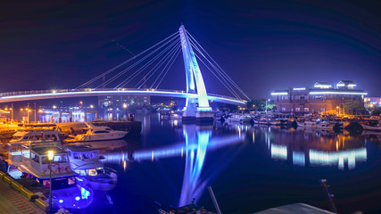 Fototapeta na wymiar Lover's Bridge ,Tamshui Fisherman's Wharf, Taipei, Taiwan (taiwan famous scene)