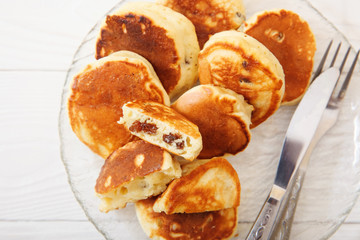 Fritters with raisins. 