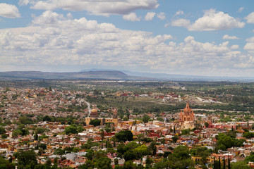 Fototapeta na wymiar Panoramica de San Miguel de Allende