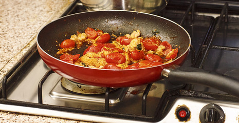 sauce with tomato and tuna with olive for pasta
