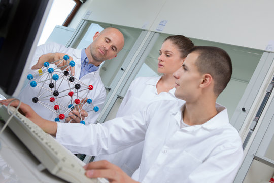 science students working in the lab at the university