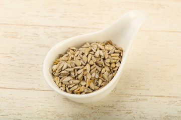 Peeled sunflower seeds