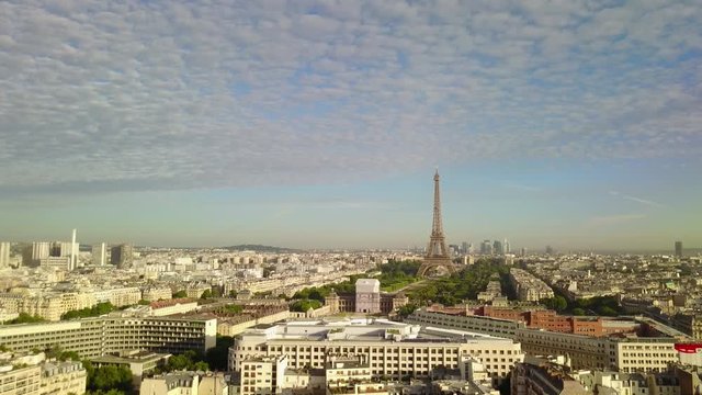 Vue a&eacute;rienne panoramique de Paris 2