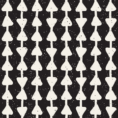 Hand drawn style ethnic seamless pattern. Abstract geometric tiling background in black and white. Vector freehand doodle texture.