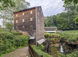 Photo sur Plexiglas Moulins Rock Mill, Covered Bridge, and Hocking River Falls - Fairfield County, Ohio