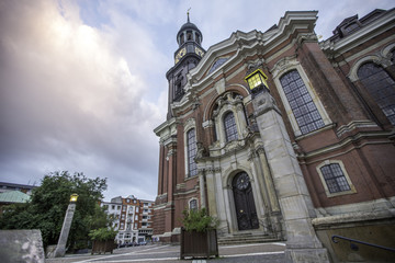 Rückseite einer Kirche in Hamburg