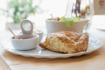 Scones with cheddar and bacon with Vegetable Salad