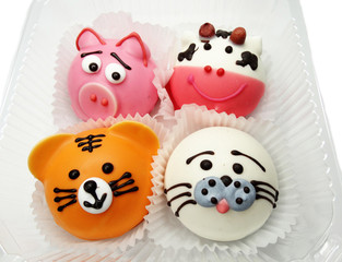 creative food cakes for child funny animal form