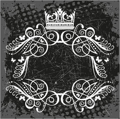 Decorative frame with crown