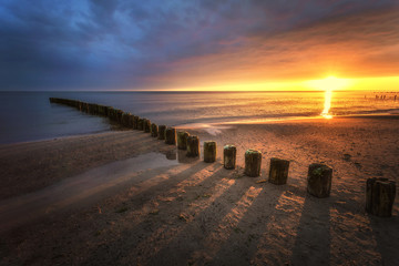 Morning over the beach - 160218570