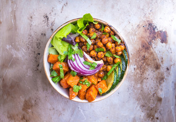 Healthy vegetarian salad